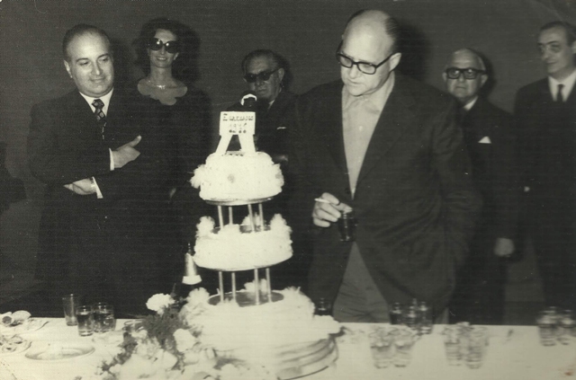 1971 - Festejo Primera Promoción Padre Pooli y Director General Norberto Salmerón